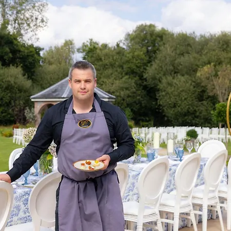 Sallymount House Villa *