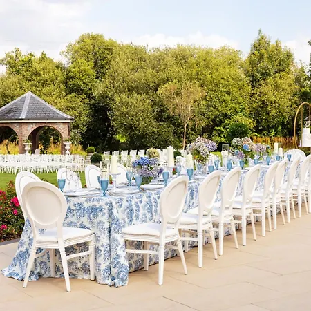 Villa Sallymount House *