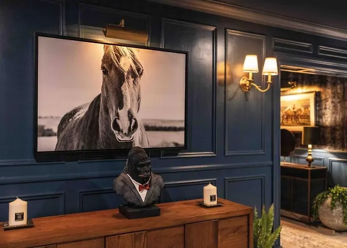 Sallymount House Villa