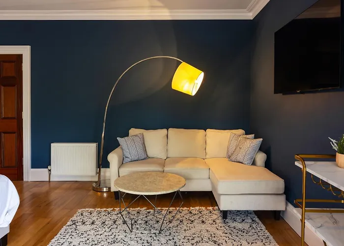 Sallymount House Villa