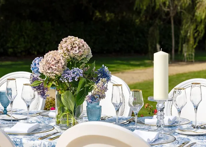 Villa Sallymount House *